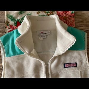 Vineyard Vines fleece vest (Small)